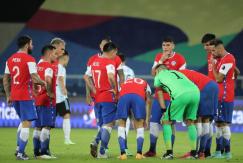 Conmebol multaría con 15 mil dólares a la Roja por rompimiento de burbuja sanitaria