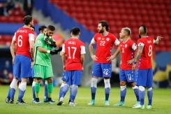 "Mamá, puedo dormir contigo": La burlesca publicación de medio brasileño previo al duelo con la Roja "Mamá, puedo dormir contigo": La burlesca publicación de medio brasileño previo al duelo con la Roja