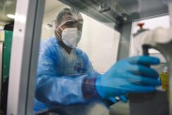 Coronavirus en Chile: 2.677 nuevos contagios y 43 muertes en las últimas 24 horas Coronavirus en Chile: 2.677 nuevos contagios y 43 muertes en las últimas 24 horas