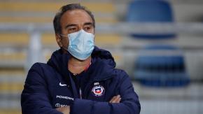 Lasarte por Alexis previo a duelo con Brasil: "Si está en condiciones, lógicamente va a participar"
