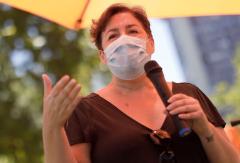 Beatriz Sánchez: "A mi juicio, si hay presos políticos en Chile" Beatriz Sánchez: "A mi juicio, si hay presos políticos en Chile"