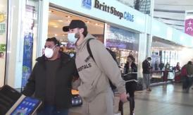 "Un hermoso país": Brereton se despide de Chile recibiendo el cariño de la gente en el aeropuerto "Un hermoso país": Brereton se despide de Chile recibiendo el cariño de la gente en el aeropuerto