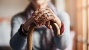 Mujer de 61 años fue encarcelada por abusar de niño bajo su cuidado en Colombia Mujer de 61 años fue encarcelada por abusar de niño bajo su cuidado en Colombia