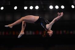 Gimnasta chilena Simona Castro pone a prueba las camas "anti-sexo" de Tokio 2020 Gimnasta chilena Simona Castro pone a prueba las camas "anti-sexo" de Tokio 2020