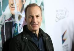 Bob Odenkirk es trasladado de urgencia tras sufrir desmayo en el set de "Better Call Saul" Bob Odenkirk es trasladado de urgencia tras sufrir desmayo en el set de "Better Call Saul"