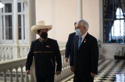 Presidente Piñera en cambio de mando en Lima: "Si le va bien al Perú, nos va bien a todos" Presidente Piñera en cambio de mando en Lima: "Si le va bien al Perú, nos va bien a todos"