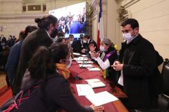 Confirman ampliación de mesa de la Convención Constitucional "paritaria, plurinacional y diversa"