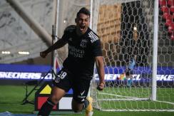 Colo Colo se le dio vuelta a Melipilla, ganó 4-2 y quedó a un punto del líder Colo Colo se le dio vuelta a Melipilla, ganó 4-2 y quedó a un punto del líder