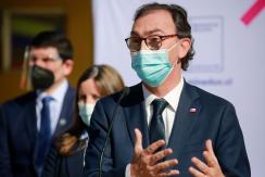 Ministro Figueroa pide aplicar Aula Segura para quienes causaron destrozos en colegio Verbo Divino Ministro Figueroa pide aplicar Aula Segura para quienes causaron destrozos en colegio Verbo Divino