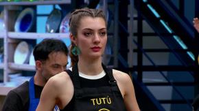 “MasterChef Celebrity”: Tutú Vidaurre nuevamente obtiene el delantal negro en tercer capítulo “MasterChef Celebrity”: Tutú Vidaurre nuevamente obtiene el delantal negro en tercer capítulo