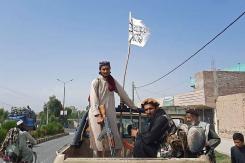Talibanes capturan Jalalabad y Mazar-i-Sharif, quedan cerca de toma total de Afganistán Talibanes capturan Jalalabad y Mazar-i-Sharif, quedan cerca de toma total de Afganistán