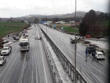 14 autos protagonizan accidente múltiple por granizos en Ercilla: Hay seis personas lesionadas 14 autos protagonizan accidente múltiple por granizos en Ercilla: Hay seis personas lesionadas