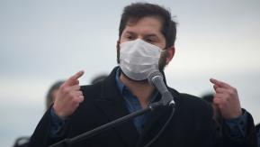 Boric: Cuando nosotros estábamos movilizándonos en las calles, Provoste alzaba las manos por la LGE Boric: Cuando nosotros estábamos movilizándonos en las calles, Provoste alzaba las manos por la LGE