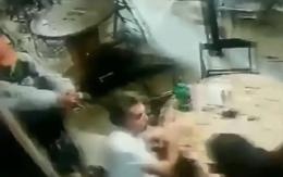 Adolescente intenta matar a su profesor en un bar: Trató de dispararle 3 veces y el arma se trabó Adolescente intenta matar a su profesor en un bar: Trató de dispararle 3 veces y el arma se trabó