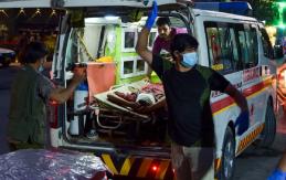 Al menos 60 muertos dejan los ataques con explosivos a las afueras de aeropuerto de Kabul Al menos 60 muertos dejan los ataques con explosivos a las afueras de aeropuerto de Kabul