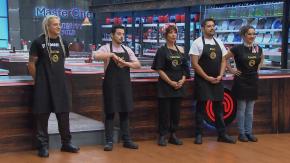Le regaló un beso en la boca a Jorge Rausch: conoce al nuevo eliminado de MasterChef Celebrity