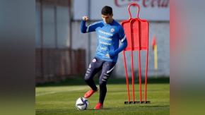 Nueva baja en La Roja: Robbie Robinson es liberado de la convocatoria previo a partido con Brasil Nueva baja en La Roja: Robbie Robinson es liberado de la convocatoria previo a partido con Brasil