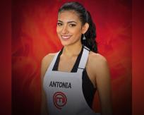 Ex MasterChef, Antonia Figueroa, fue electa como la nueva Miss Chile para Miss Universo Ex MasterChef, Antonia Figueroa, fue electa como la nueva Miss Chile para Miss Universo