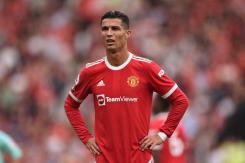 Avioneta sobrevoló Old Trafford en debut de CR7 con cartel recordando acusación de violación Avioneta sobrevoló Old Trafford en debut de CR7 con cartel recordando acusación de violación