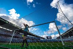 Jugador manda a lavar platos a árbitra en partido de fútbol y recibe un castigo ejemplar Jugador manda a lavar platos a árbitra en partido de fútbol y recibe un castigo ejemplar
