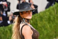 Desde estilo cowboy hasta abrigos XXL: estos fueron los 10 mejores looks de la Met Gala 2021 Desde estilo cowboy hasta abrigos XXL: estos fueron los 10 mejores looks de la Met Gala 2021