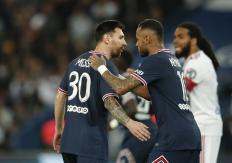 El PSG, con Messi, Neymar y Mbappé de titulares, le ganó con lo justo al Lyon El PSG, con Messi, Neymar y Mbappé de titulares, le ganó con lo justo al Lyon