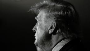 Trump demanda a su sobrina y al New York Times por investigación sobre sus finanzas Trump demanda a su sobrina y al New York Times por investigación sobre sus finanzas