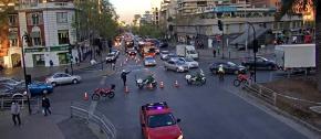 Un muerto tras accidente de tránsito en Las Condes: hombre cruzaba por paso habilitado Un muerto tras accidente de tránsito en Las Condes: hombre cruzaba por paso habilitado
