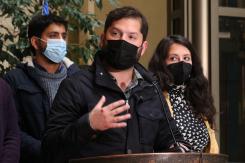 Boric cuestiona a Sichel por retiro de su 10% de AFP y pide “más transparencia y honestidad” Boric cuestiona a Sichel por retiro de su 10% de AFP y pide “más transparencia y honestidad”
