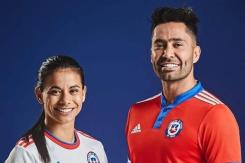 La Roja tiene nueva camiseta: filtran la vestimenta que lucirá la Selección Chilena La Roja tiene nueva camiseta: filtran la vestimenta que lucirá la Selección Chilena