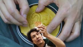 Cómo hacer Dalgona Candy, la popular galleta que aparece en "El juego del calamar" Cómo hacer Dalgona Candy, la popular galleta que aparece en "El juego del calamar"