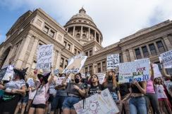 Juez de EEUU bloquea temporalmente ley que prohíbe mayoría de abortos en Texas Juez de EEUU bloquea temporalmente ley que prohíbe mayoría de abortos en Texas