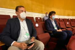 Diputados Schalper y Pardo asisten a Convención Constitucional para "fiscalizar" su funcionamiento Diputados Schalper y Pardo asisten a Convención Constitucional para "fiscalizar" su funcionamiento