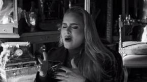 El vínculo entre "Easy on me" y "Hello" que notaron los fans de Adele tras estreno de su nuevo tema El vínculo entre "Easy on me" y "Hello" que notaron los fans de Adele tras estreno de su nuevo tema