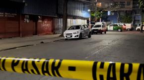 Investigan muerte de dos mujeres en Santiago Centro: fueron encontradas al interior de un auto Investigan muerte de dos mujeres en Santiago Centro: fueron encontradas al interior de un auto