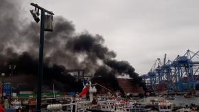 Pescadores de Valparaíso protagonizan protestas en el puerto Pescadores de Valparaíso protagonizan protestas en el puerto