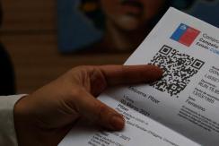 Minsal inhabilitará Pase de Movilidad a mayores de 55 que no cuenten con dosis de refuerzo Minsal inhabilitará Pase de Movilidad a mayores de 55 que no cuenten con dosis de refuerzo