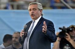 Presidente Fernández: "Argentina no se va a arrodillar ante el FMI" Presidente Fernández: "Argentina no se va a arrodillar ante el FMI"