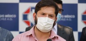 Médico de Gabriel Boric asegura que tuvo síntomas el martes y el domingo presentó cansancio Médico de Gabriel Boric asegura que tuvo síntomas el martes y el domingo presentó cansancio