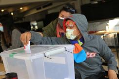 ¿Tienes el carnet vencido? Servel aclara en qué casos podrás votar en las elecciones presidenciales ¿Tienes el carnet vencido? Servel aclara en qué casos podrás votar en las elecciones presidenciales
