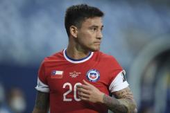 Primera baja en La Roja: Charles Aránguiz fue liberado por lesión de la convocatoria Primera baja en La Roja: Charles Aránguiz fue liberado por lesión de la convocatoria