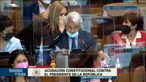 "La gente te ama": La sutil arenga de Pamela Jiles a Jaime Naranjo durante la acusación a Piñera "La gente te ama": La sutil arenga de Pamela Jiles a Jaime Naranjo durante la acusación a Piñera