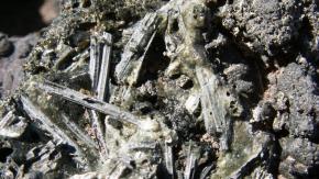 Cómo el impacto de un cometa pudo formar los misteriosos "campos de vidrio" del desierto de Atacama Cómo el impacto de un cometa pudo formar los misteriosos "campos de vidrio" del desierto de Atacama