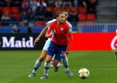 Camila Sáez de la Roja sufrió fuerte golpe en la cabeza en partido y su equipo no tenía médico Camila Sáez de la Roja sufrió fuerte golpe en la cabeza en partido y su equipo no tenía médico