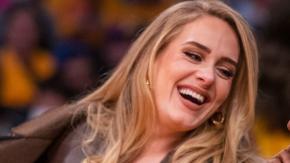 Por qué Spotify eliminó el botón de reproducción aleatoria a petición de Adele Por qué Spotify eliminó el botón de reproducción aleatoria a petición de Adele