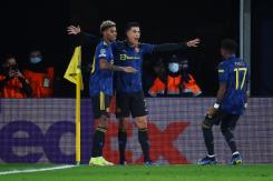 Cristiano Ronaldo mete al Manchester United en octavos de la Champions League Cristiano Ronaldo mete al Manchester United en octavos de la Champions League