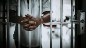 Absuelven a hombre que estuvo 43 años en la cárcel por un error judicial Absuelven a hombre que estuvo 43 años en la cárcel por un error judicial