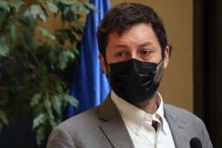Diputados UDI en picada contra Izkia Siches: Acusan "codicia por convertirse en ministra de Salud" Diputados UDI en picada contra Izkia Siches: Acusan "codicia por convertirse en ministra de Salud"