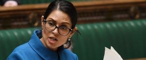 Francia anula visita de ministra británica para abordar crisis de migrantes Francia anula visita de ministra británica para abordar crisis de migrantes