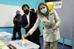 Vocera de Kast genera polémica tras asegurar que "hay propiedades por 10, 15 o 20 millones de pesos" Vocera de Kast genera polémica tras asegurar que "hay propiedades por 10, 15 o 20 millones de pesos"